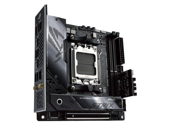 Материнская плата ASUS ROG Strix X670E-I Gaming WiFi