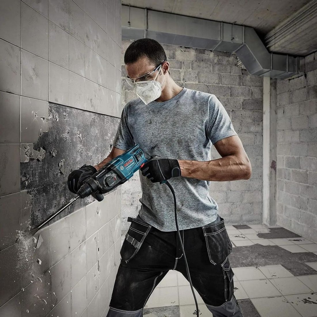 Перфоратор Bosch GBH 220 Professional 06112A6080 (кейс, китайская версия)