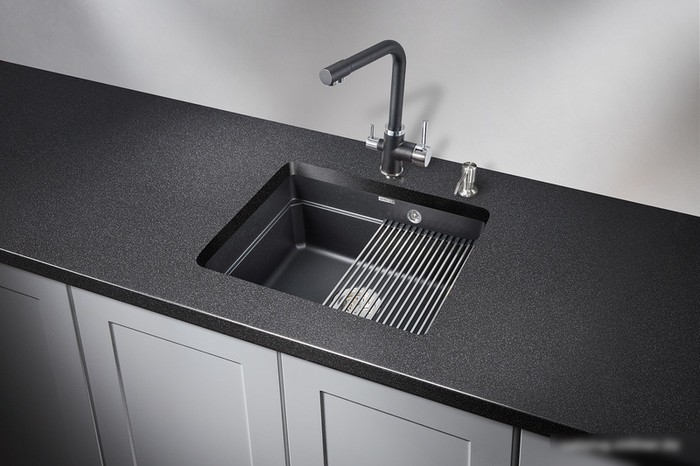 Кухонная мойка Granula KS-5501 (шварц)