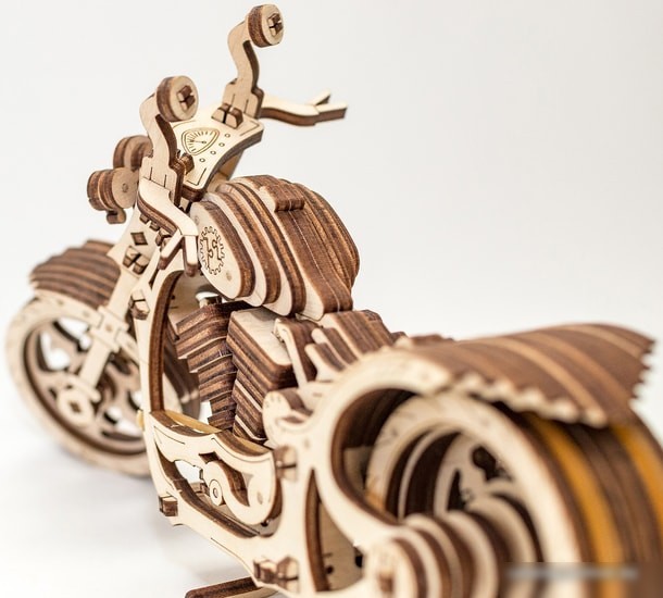Сборная модель Eco-Wood-Art Круизер с резиномотором