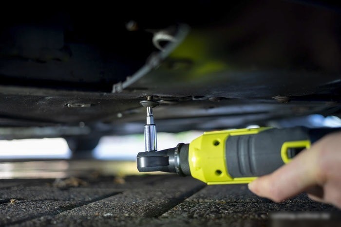 Угловая дрель Ryobi R18RW2-0 5133004833 (без АКБ)