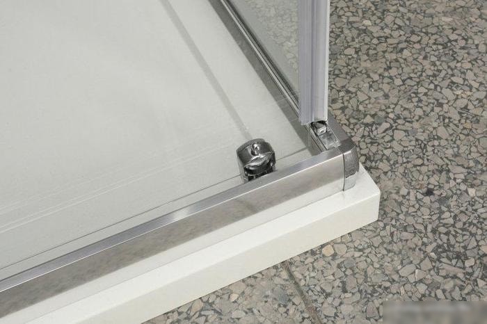 Душевой уголок BelBagno UNIQUE-A-2-85/100-C-Cr (прозрачное стекло)