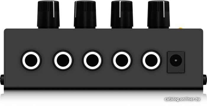 Настольный усилитель BEHRINGER HA400
