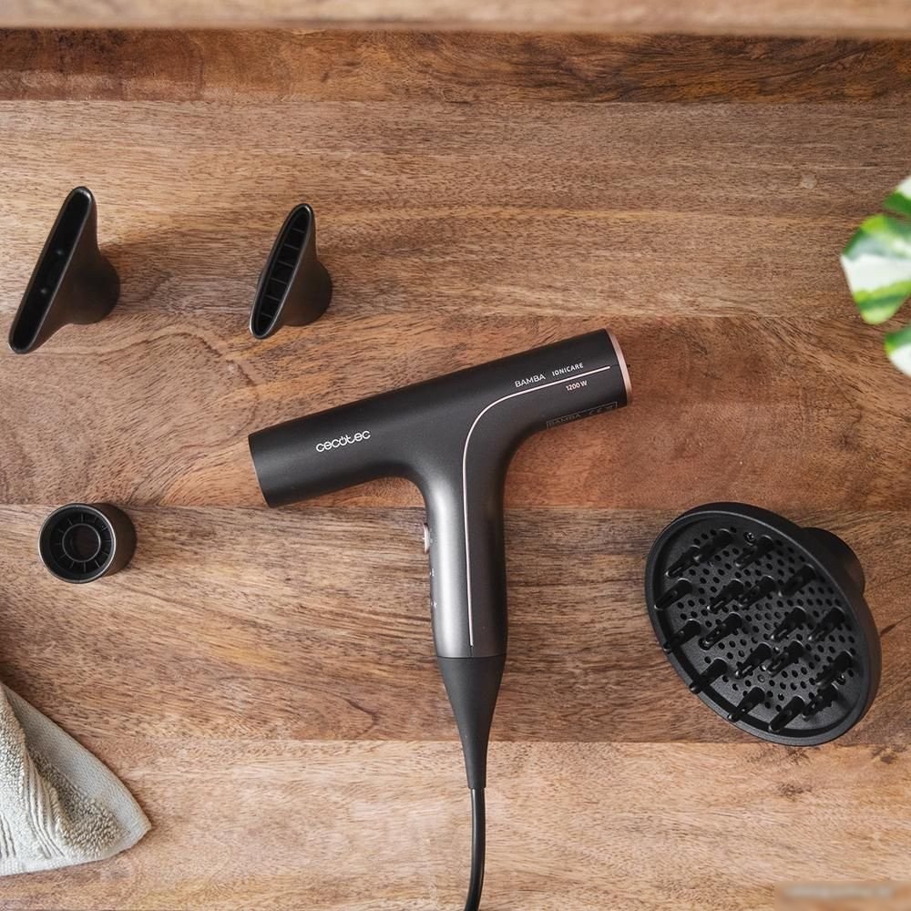 Фен Cecotec Bamba IoniCare 6000 RockStar Soft Pro 04297