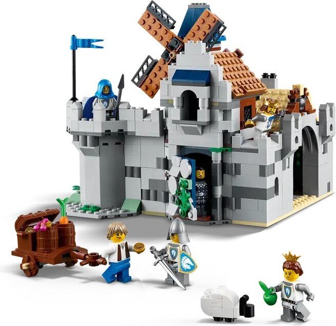 Конструктор LEGO Creator 3 в 1 31168 Средневековый замок конных рыцарей