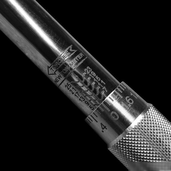 Гаечный ключ Berger Динамометрический щелчкового типа 1/4" 5-25Нм BG2155