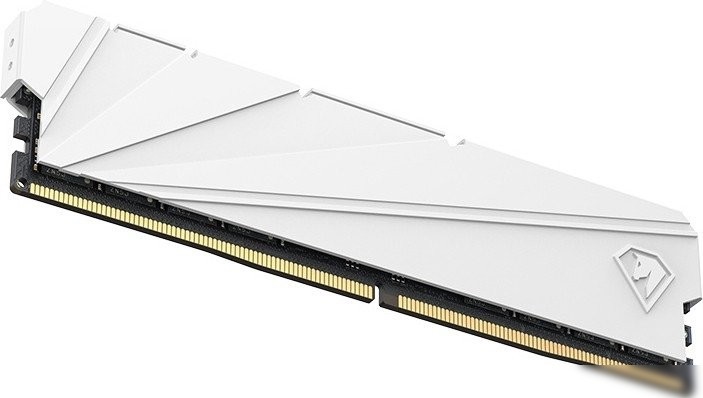 Оперативная память Netac Shadow S 8ГБ DDR4 3600 МГц NTSSD4P36SP-08W