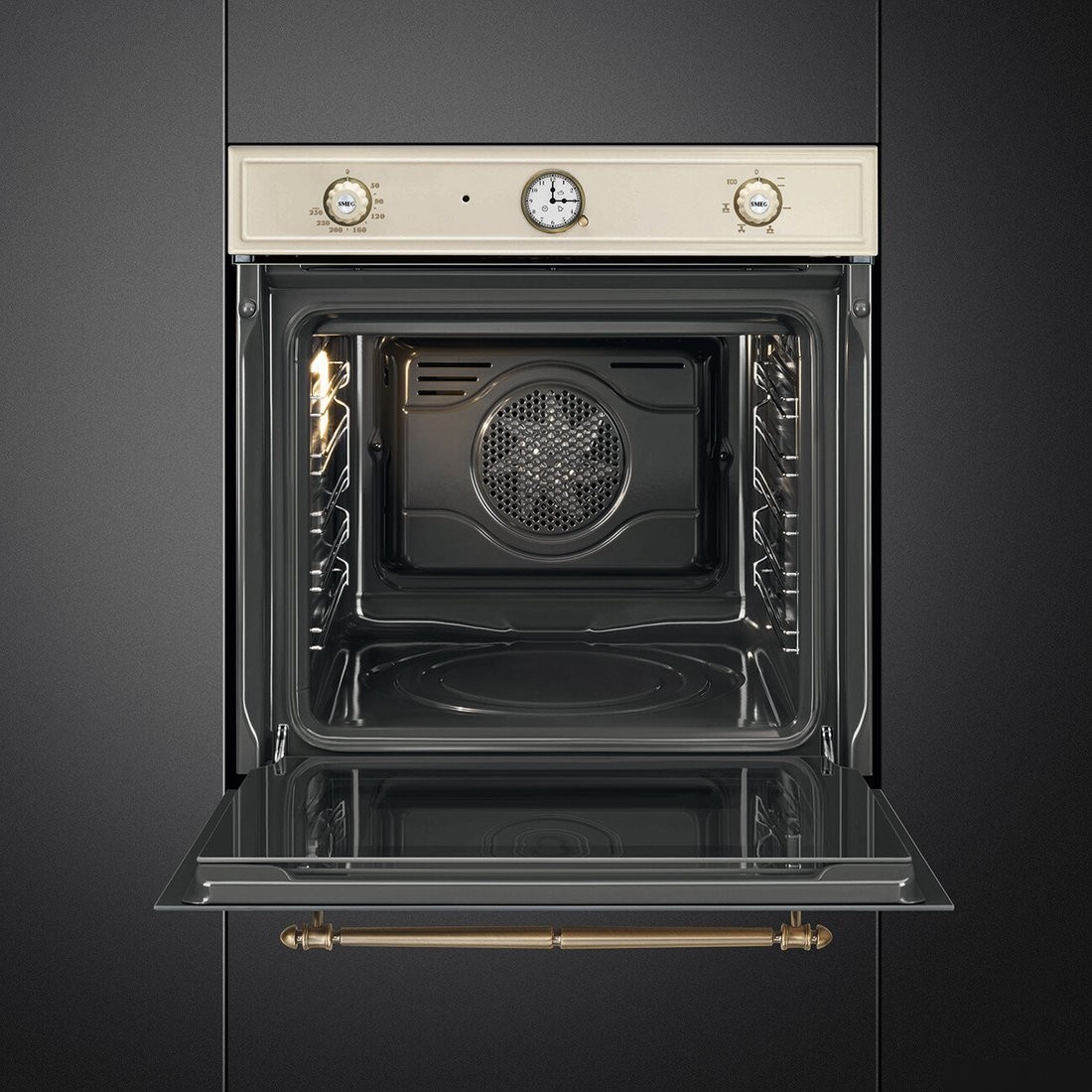 Электрический духовой шкаф Smeg SFP67C1TPO