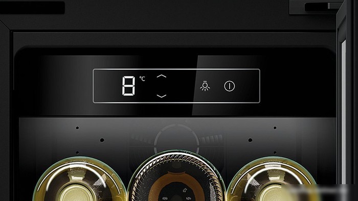 Винный шкаф NEFF KU9202HF0