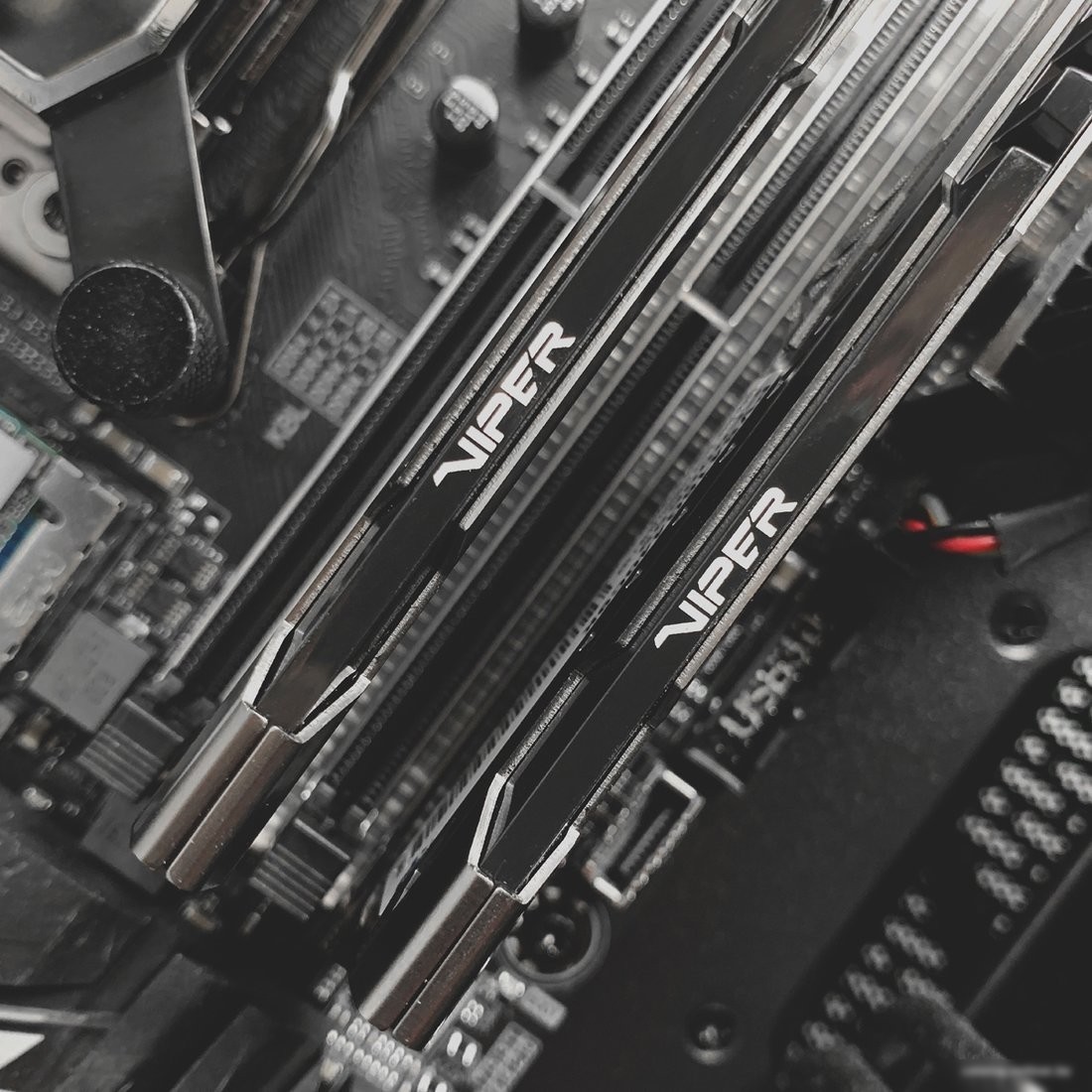 Оперативная память Patriot Viper Steel 8GB DDR4 PC4-28800 PVS48G360C8