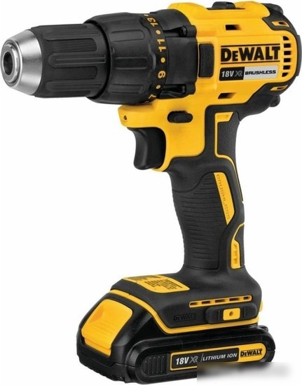 Дрель-шуруповерт DeWalt DCD7771D2 (c 2-мя АКБ, кейс)