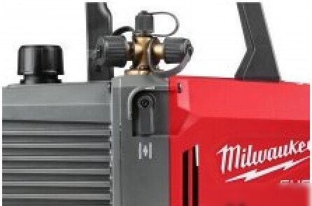 Самовсасывающий насос Milwaukee M18 FVP5-0 5CFM 4933492853 (без АКБ)