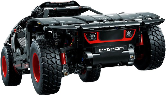 Конструктор LEGO Technic 42160 Audi RS Q e-tron
