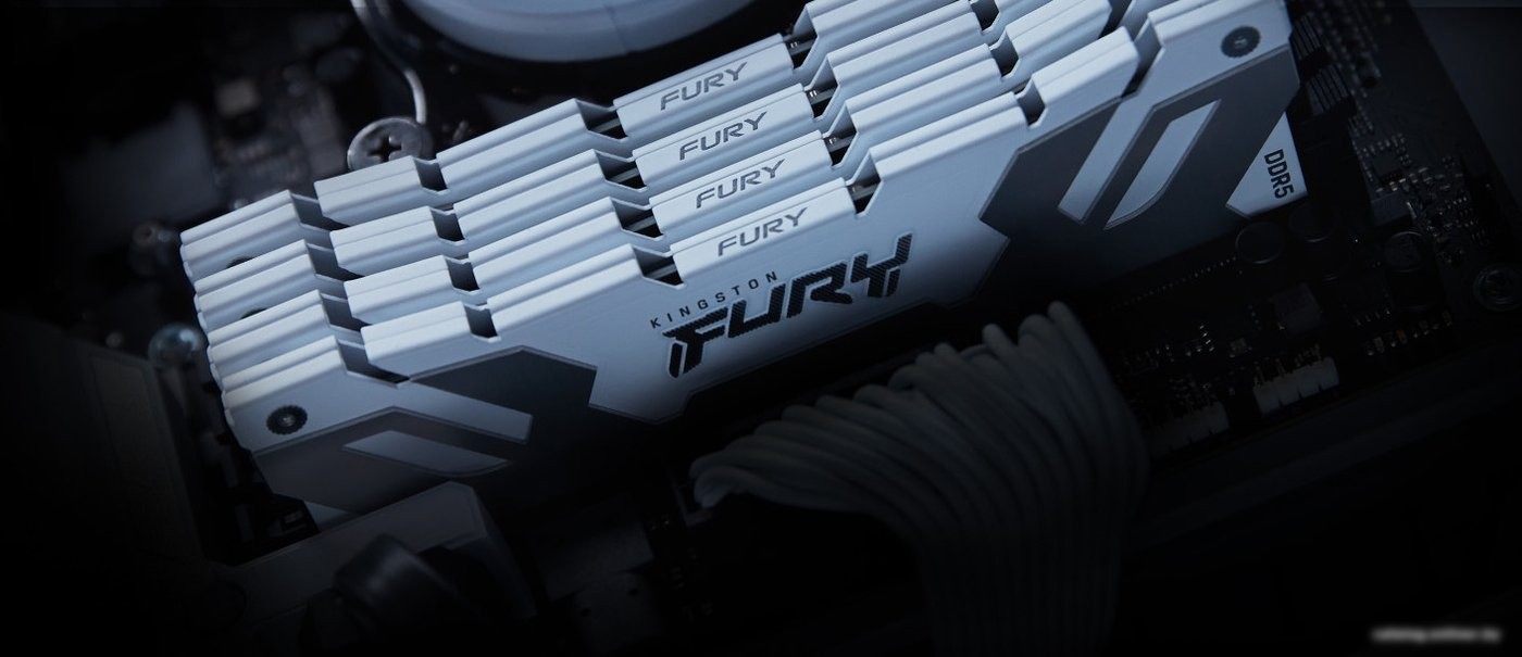 Оперативная память Kingston FURY Renegade 16ГБ DDR5 7200 МГц KF572C38RW-16