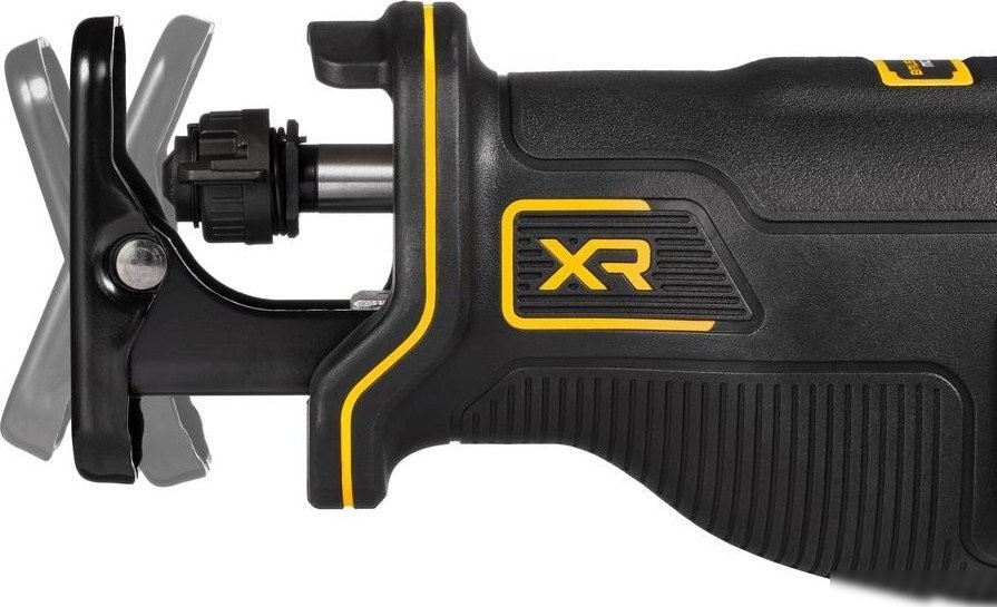 Сабельная пила DeWalt DCS382N (без АКБ)