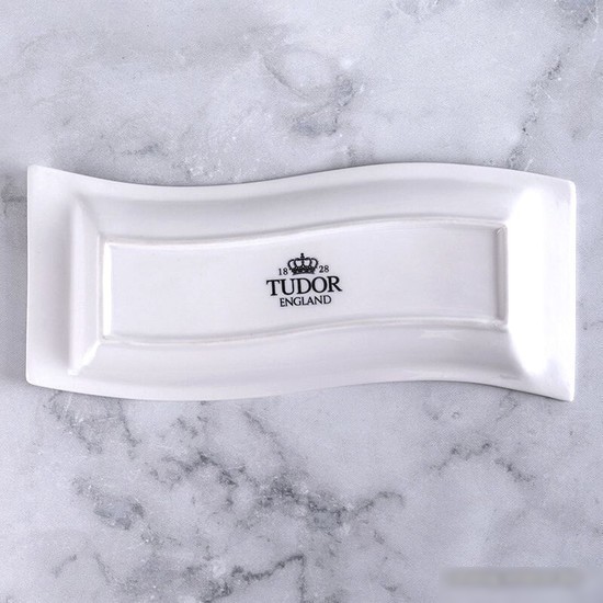 Блюдо Tudor England TU0162