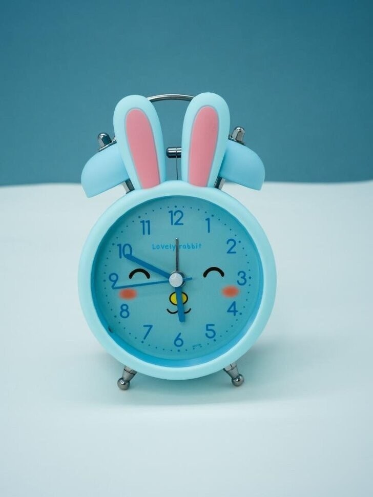 Настольные часы ILikeGift Cute rabbit 17138-02 (синий)