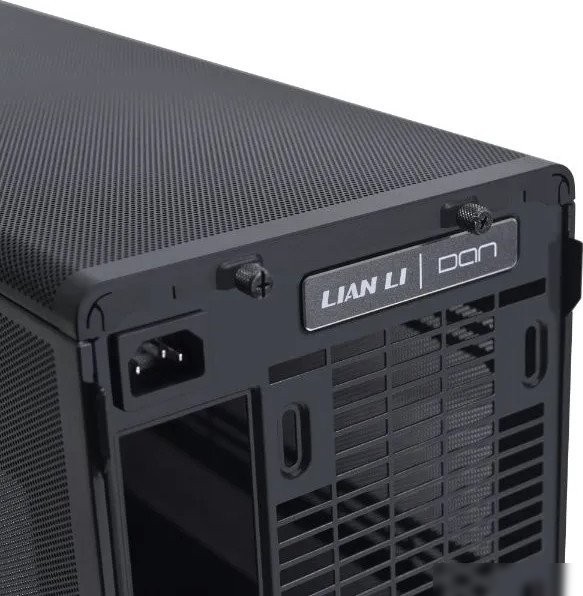 Корпус Lian Li A3-mATX G99.A3X.R0