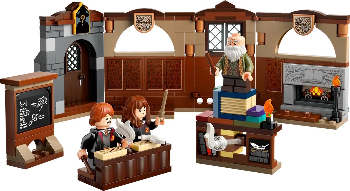 Конструктор LEGO Harry Potter Замок Хогвартс. Урок заклинаний 76442