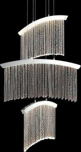 Подвесная люстра Wertmark Helma WE465.03.103