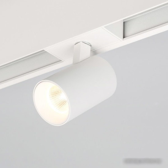 Трековый светильник Arlight MAG-SPOT-45-R85-7W Day4000 026965
