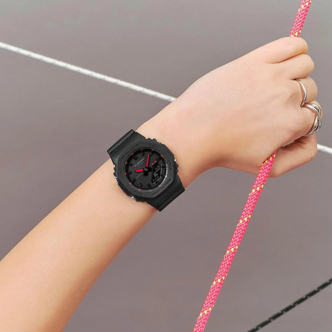 Наручные часы Casio GMA-P2100SA-1A1