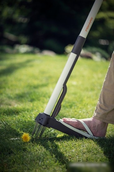 Корнеудалитель Fiskars Light 1020127