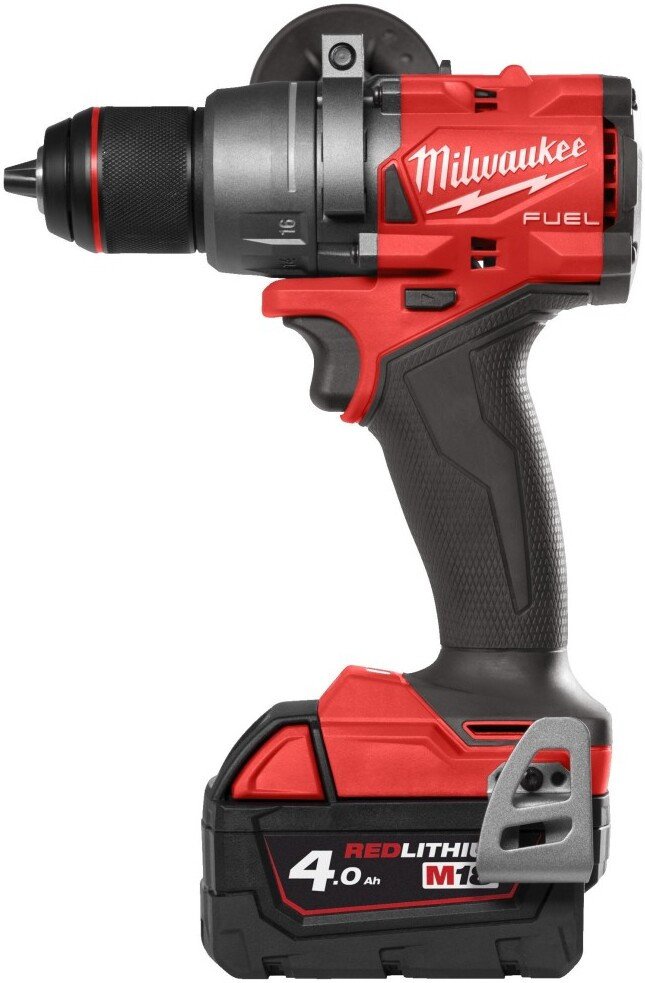 Дрель-шуруповерт Milwaukee M18 FDD3-402C 4933492472 (с 2-мя АКБ, кейс)