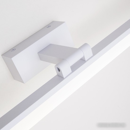 Подсветка для картин LED4U L7179-570 WH