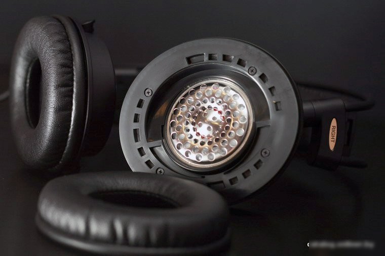 Наушники Audio-Technica ATH-AVC500