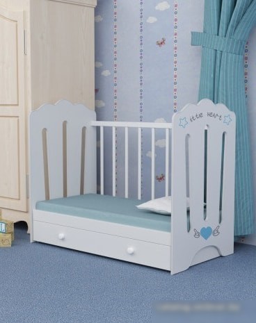 Классическая детская кроватка VDK Little Heart маятник с ящиком (белый)