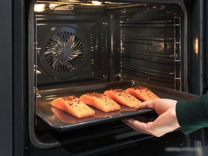 Электрический духовой шкаф Electrolux EOB8S39H
