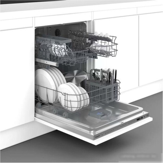 Встраиваемая посудомоечная машина Hotpoint-Ariston HI 4D66