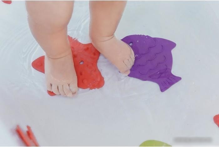 Комплект ковриков для купания Roxy Kids RBM-010-12 12 шт.