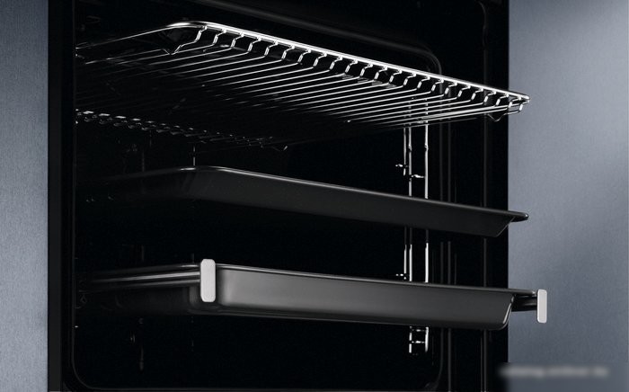 Электрический духовой шкаф Electrolux SurroundCook 600 EOF5C50BZ