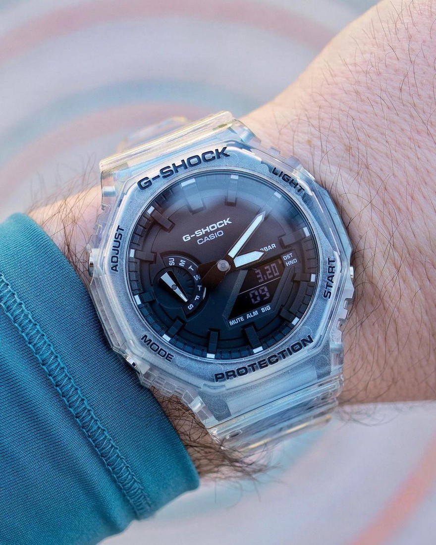Наручные часы Casio GA-2100SKE-7AER