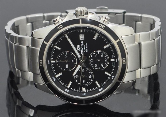Наручные часы Casio EFR-526D-1A