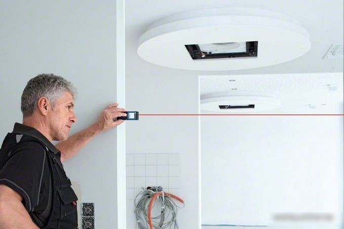 Лазерный дальномер Bosch GLM 40 (0601072900)