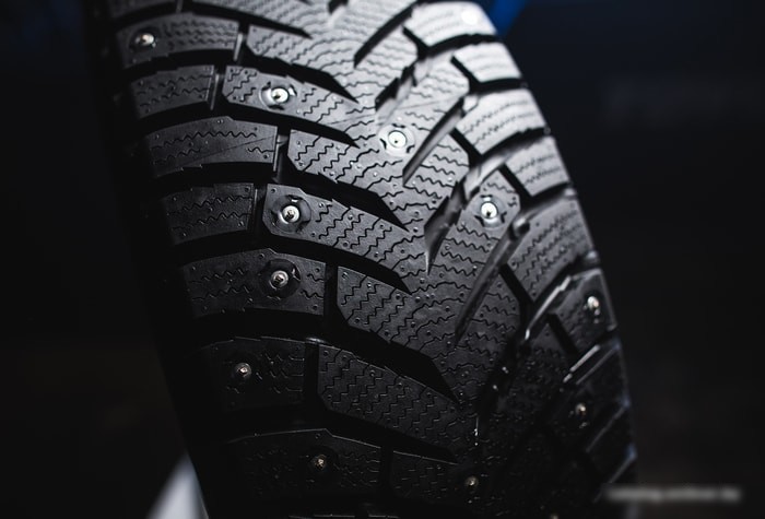 Автомобильные шины Toyo Observe Ice-Freezer 235/45R18 98T