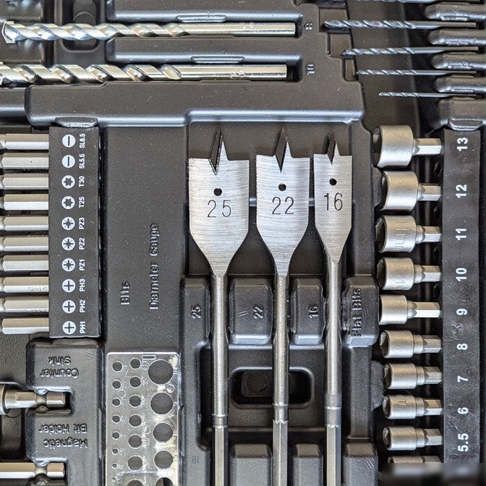 Набор бит и сверл Makita E-24913