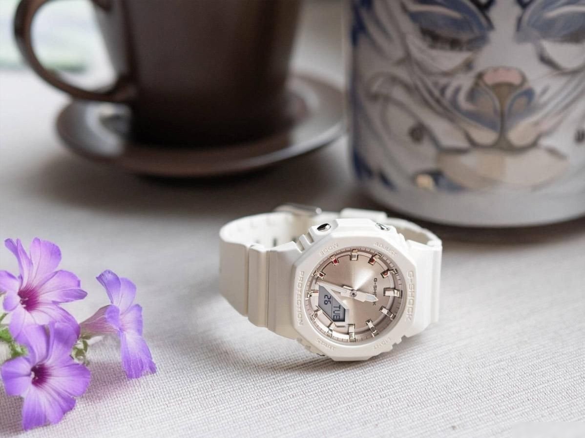 Наручные часы Casio GMA-P2100ST-7A