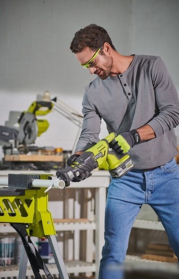 Сабельная пила Ryobi R18RS7-0 (без АКБ)