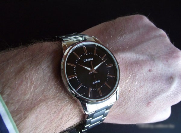 Наручные часы Casio MTP-1303D-1A