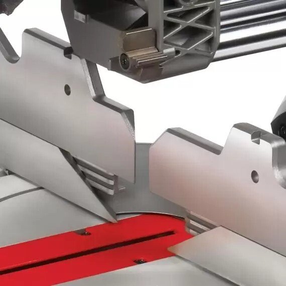 Торцовочная пила Milwaukee M18 FMS305-121-II 4933499181 (с 1-им АКБ)
