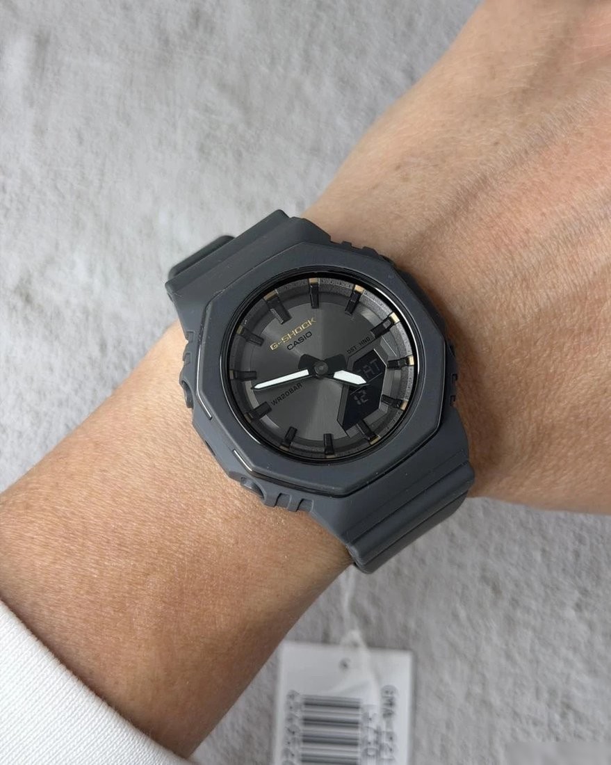 Наручные часы Casio GMA-P2126W-8A