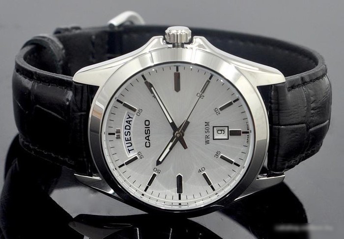 Наручные часы Casio MTP-1370L-7A