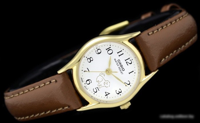 Наручные часы Casio LTP-1094Q-7B7