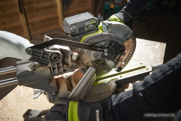 Торцовочная пила Ryobi RMS18190-0 5133005502 (без АКБ)