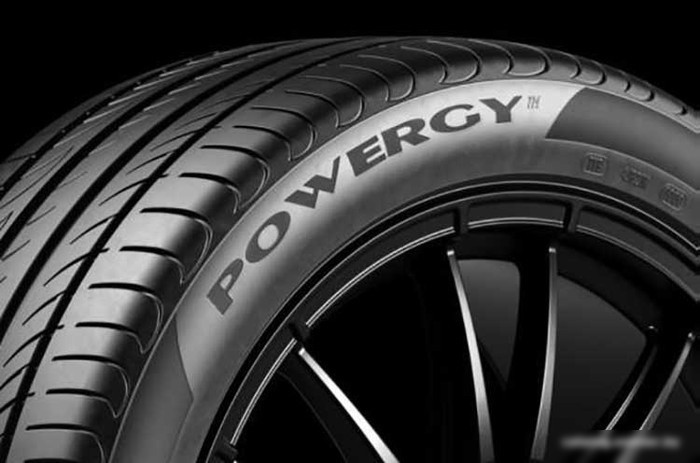 Летние шины Pirelli Powergy 225/35R19 88Y