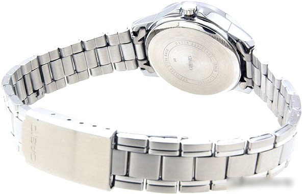 Наручные часы Casio LTP-V004D-7B